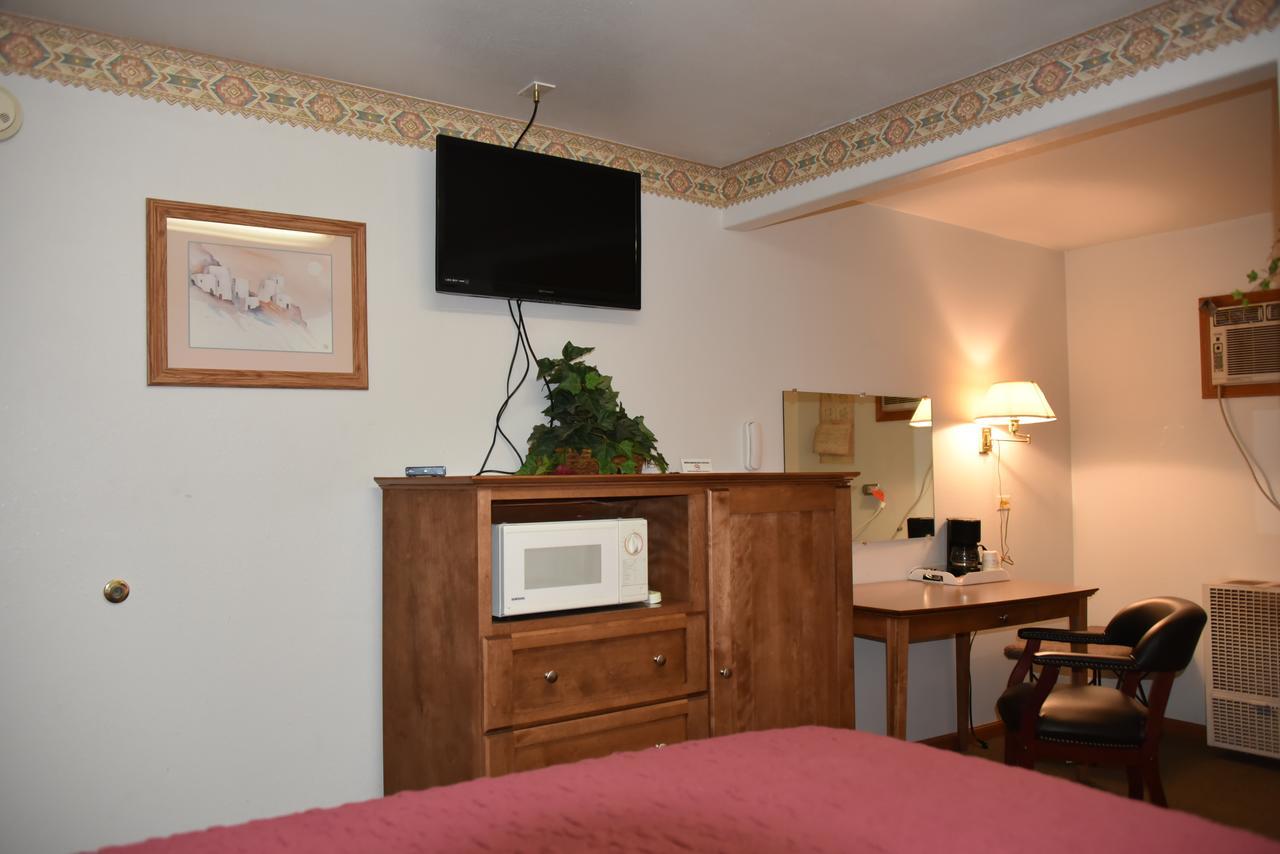 Royals Inn Motel Malta Εξωτερικό φωτογραφία